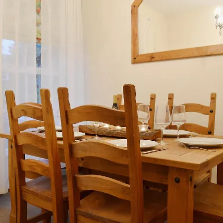 Orchard House *